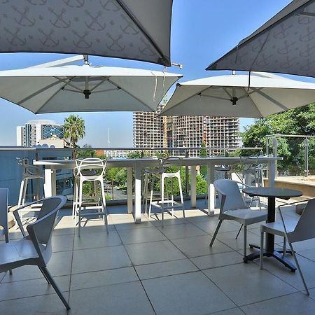 305 Sandton Skye Johannesburg Esterno foto