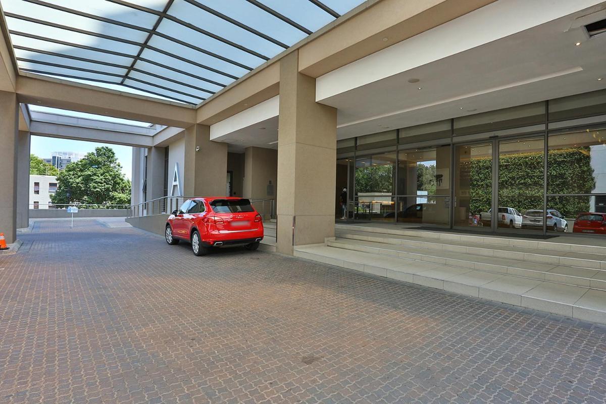 305 Sandton Skye Johannesburg Esterno foto